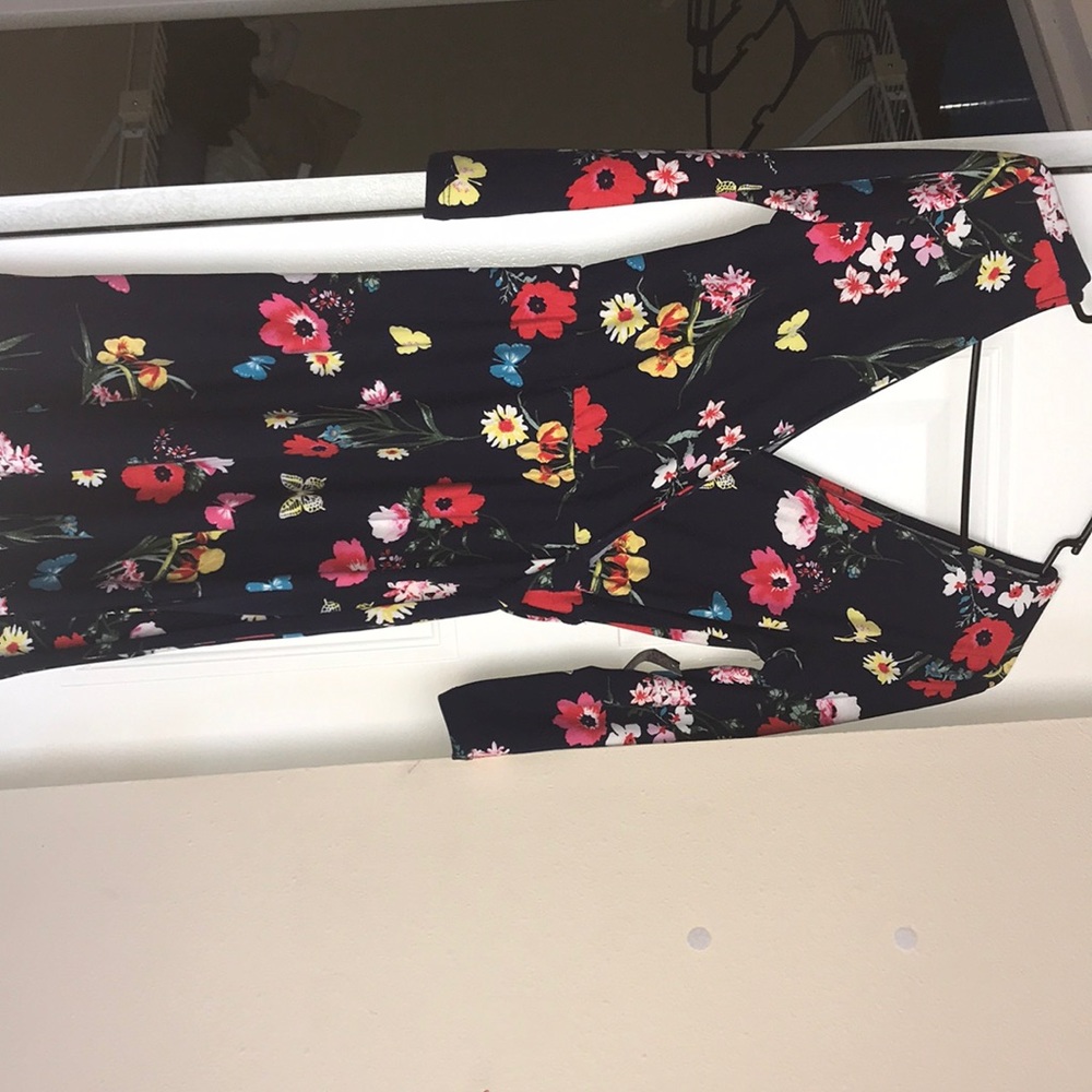 Beautiful floral navy blue dress!